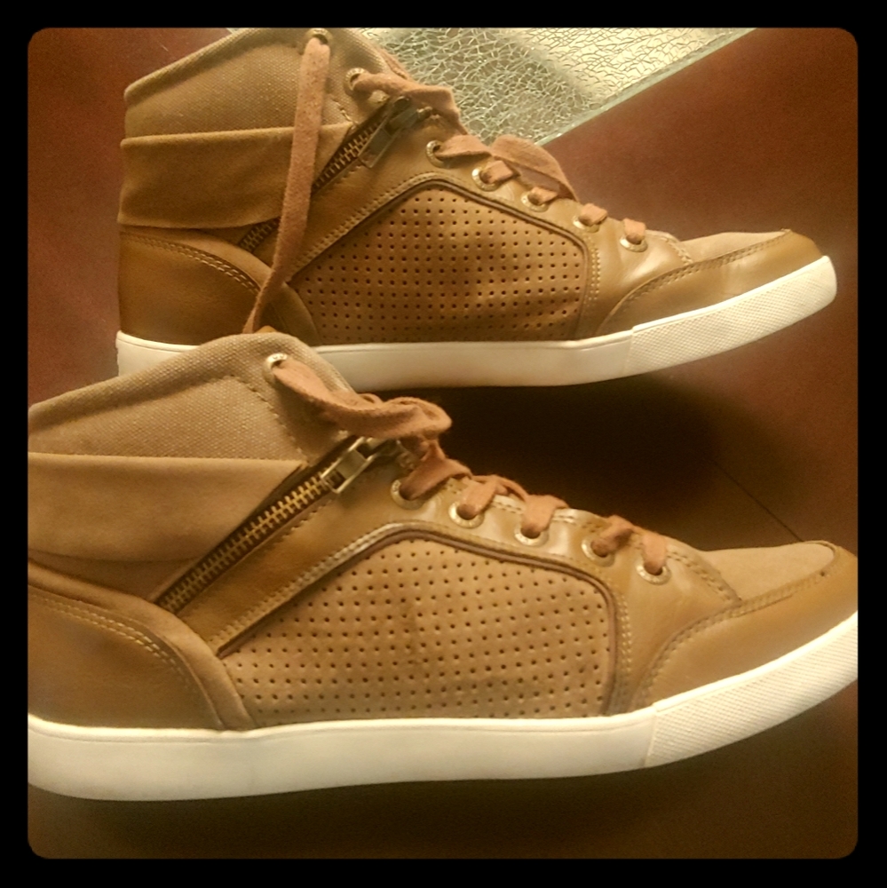 Guess Tennis Shoes